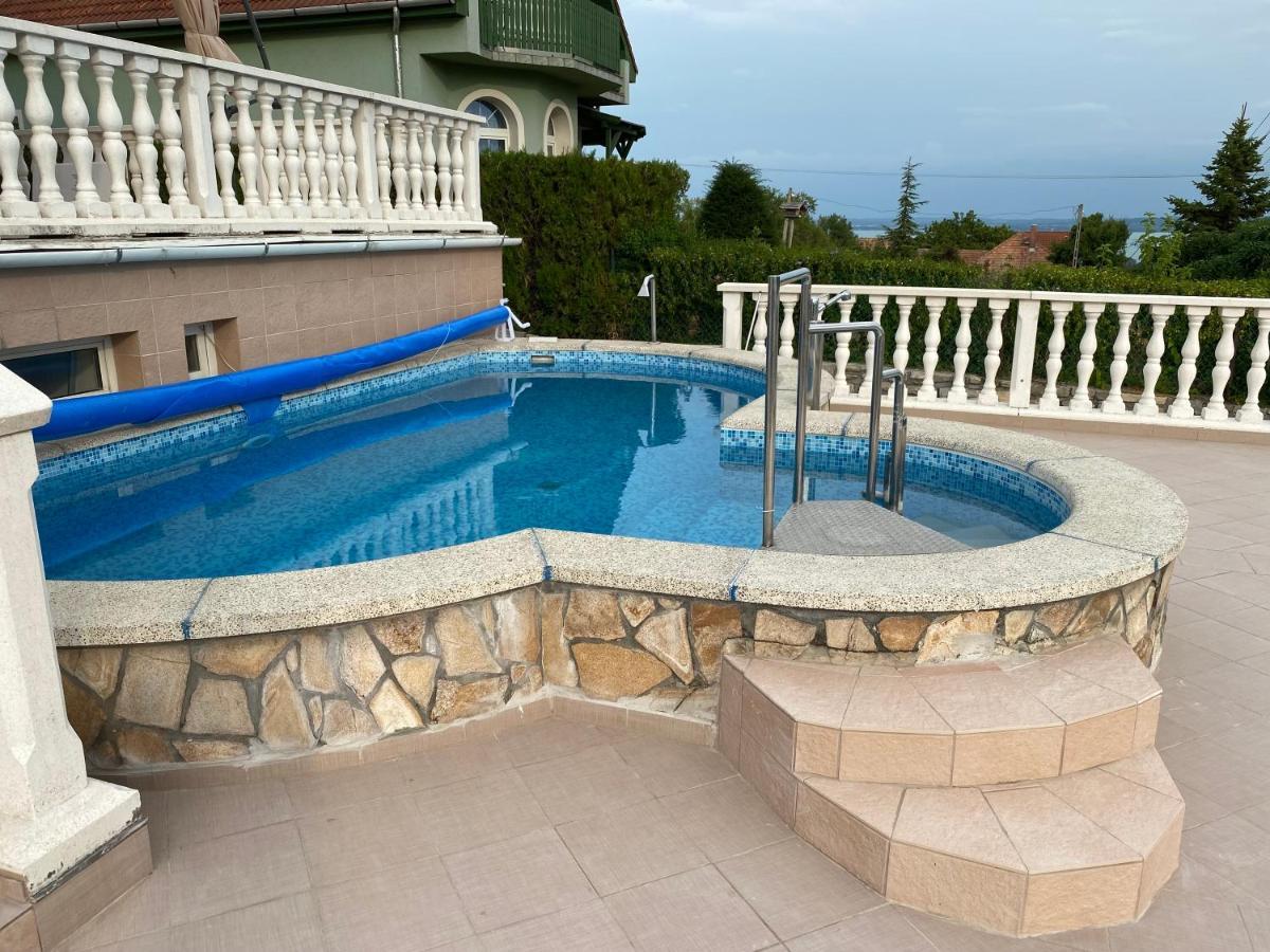 A- Villa Balatonfured Exterior photo