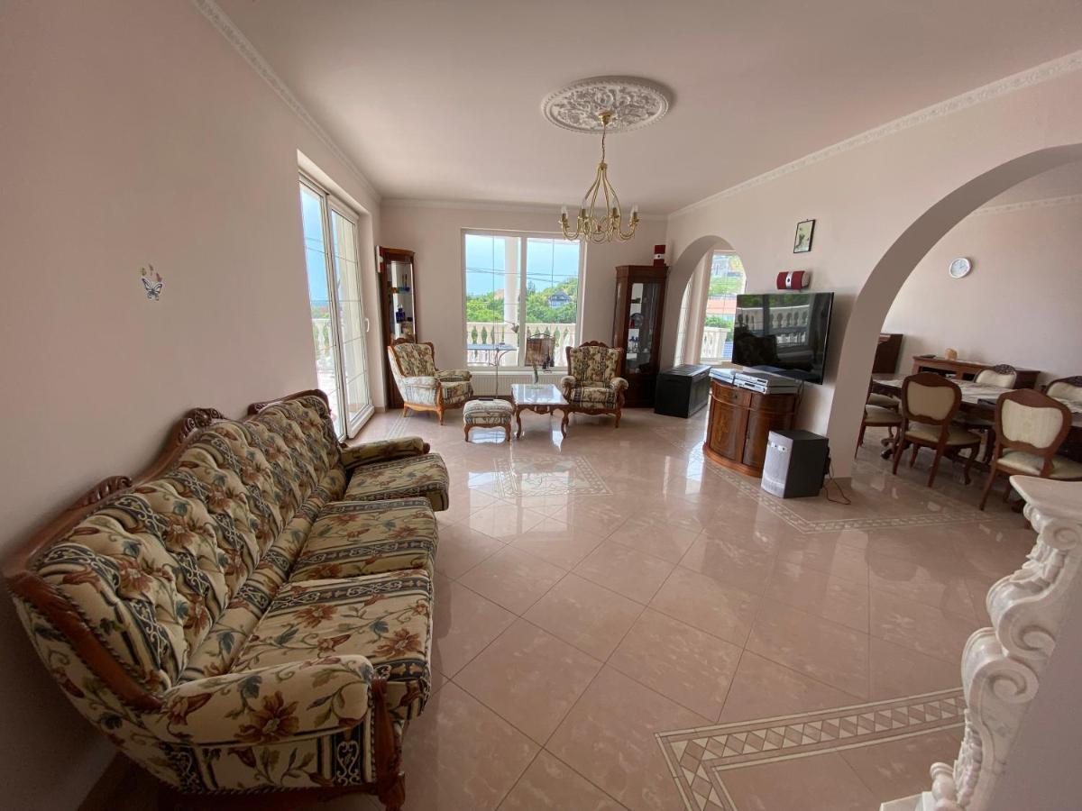 A- Villa Balatonfured Exterior photo